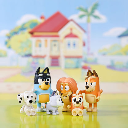 Bluey's Family and Friends - 8 Pack - 2.5-3" Bluey, Bingo, Chilli (Mum) and Dad (Bandit), Honey, Socks, Chloe and Indy Figures