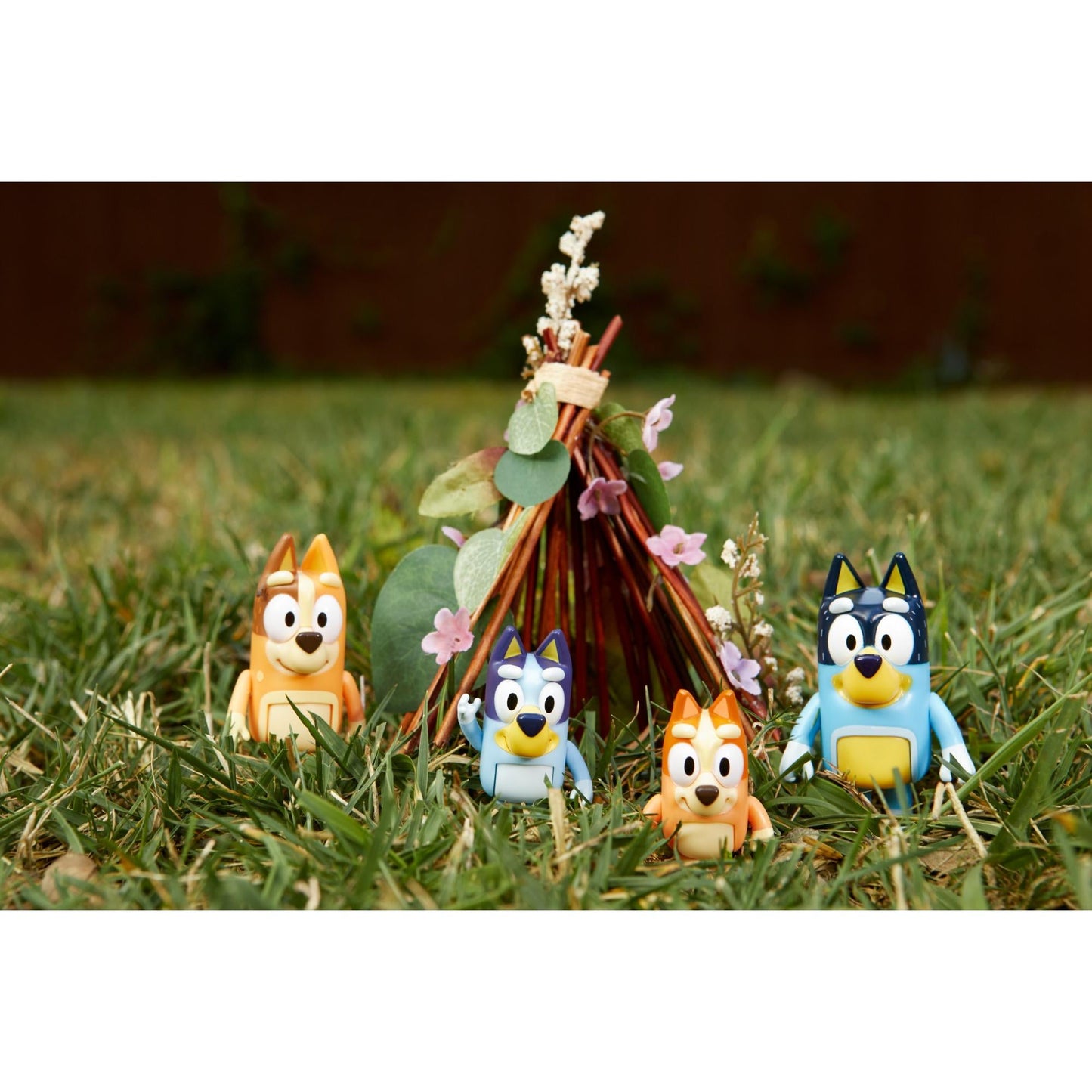 Bluey & Family 4 Pack of 2.5-3" Figures, Including Bluey, Bingo, Mum & Dad